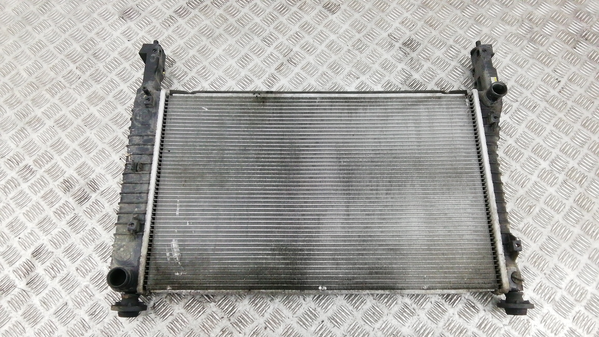 Радиатор системы охлаждения OPEL ANTARA