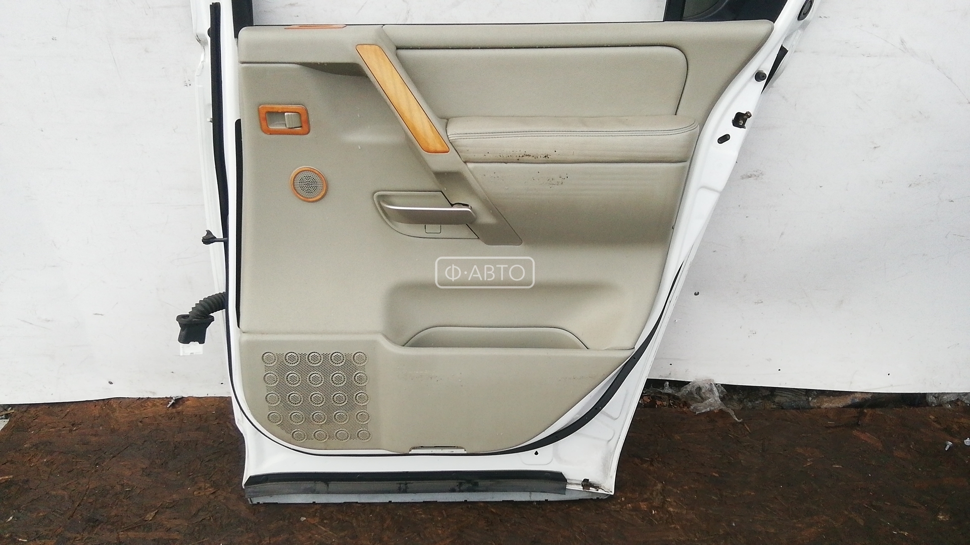 Дверь задняя правая Infiniti QX56 (JA60) купить в Беларуси