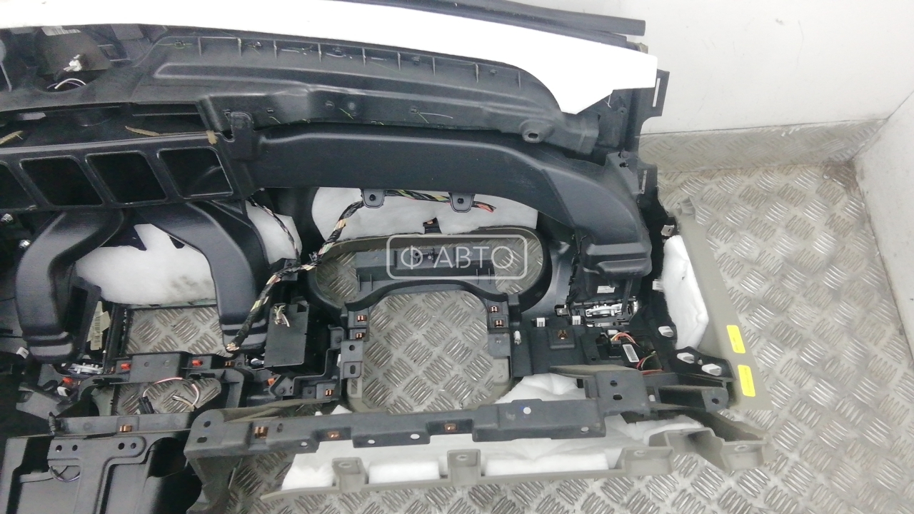 Торпедо (панель передняя) Jeep Grand Cherokee 1 купить в Беларуси