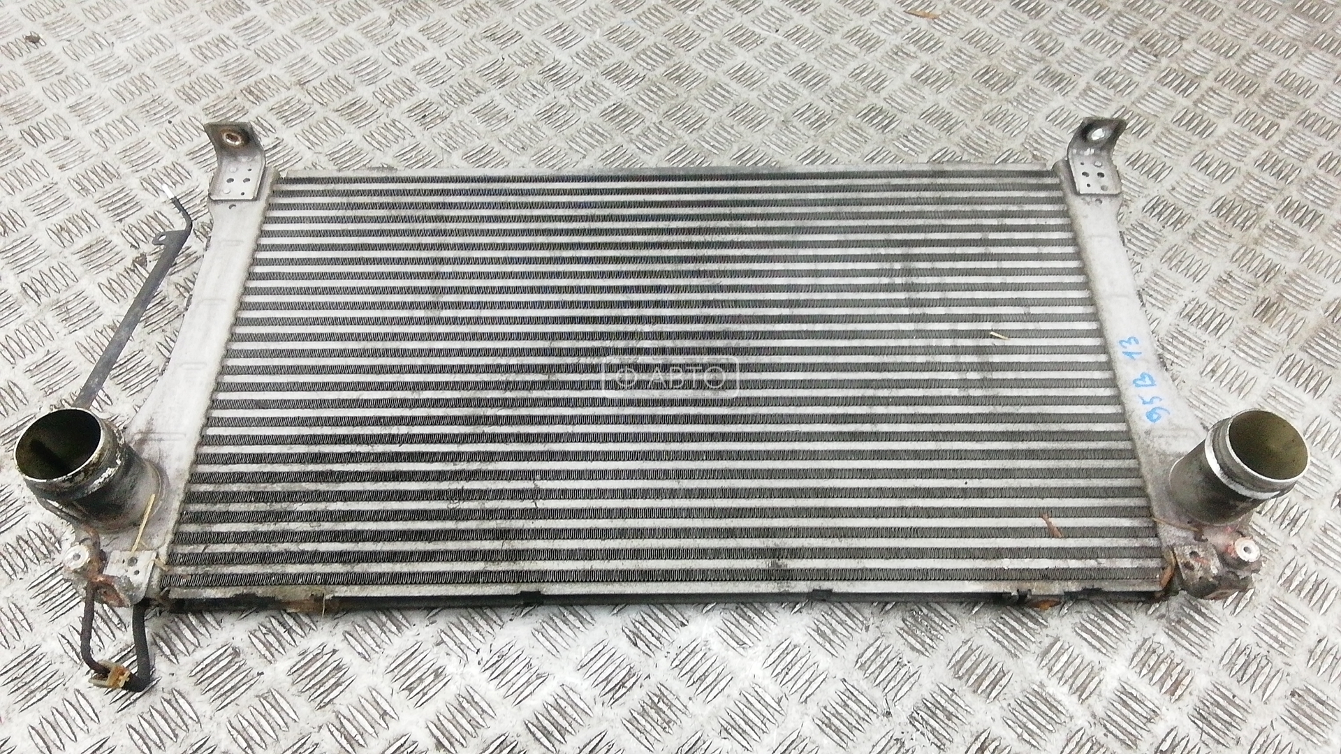 Радиатор интеркулера - Toyota Auris E15/E15UT (2006-2012)