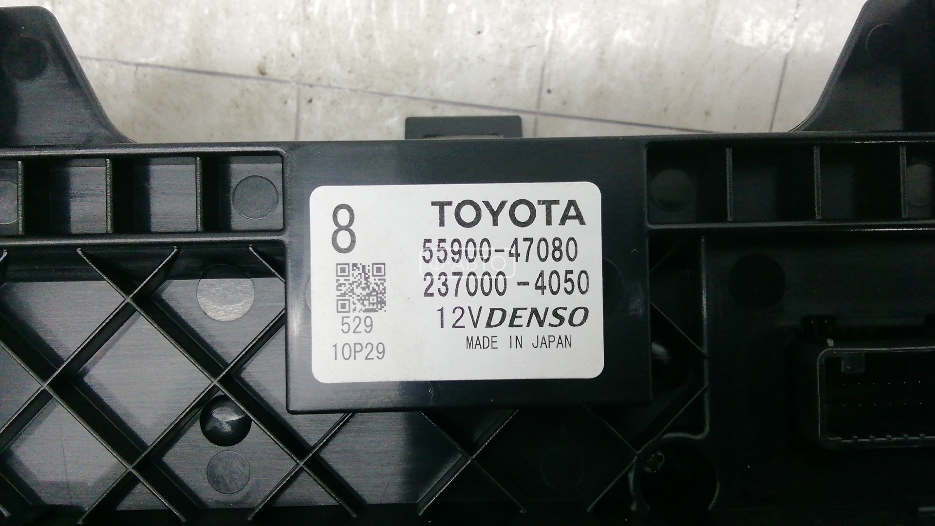 Переключатель отопителя (печки) Toyota Prius 3 (XW30) купить в Беларуси