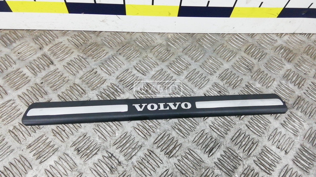 Накладка декоративная на порог левая Volvo V60 1 купить в России