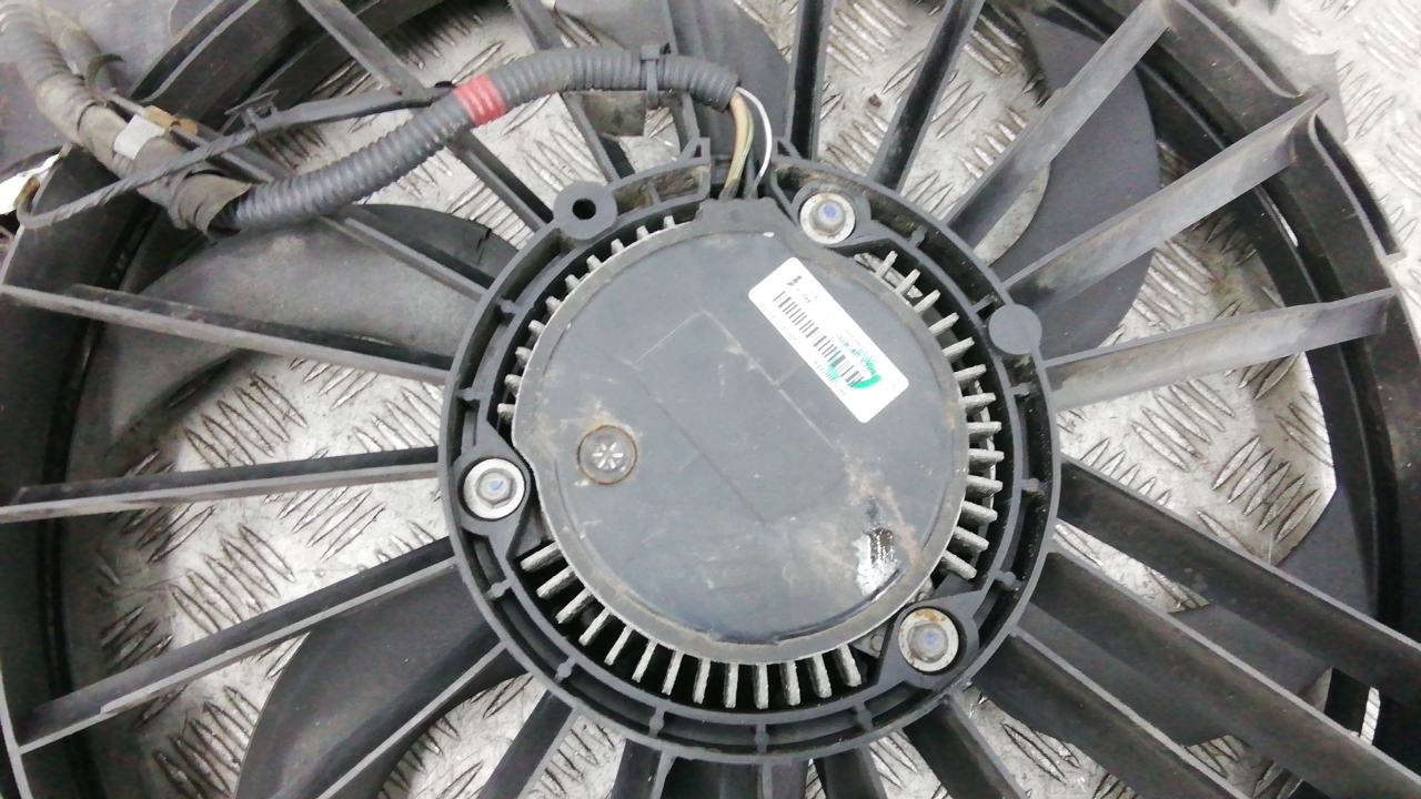 Вентилятор радиатора основного Jaguar XF X250 купить в России