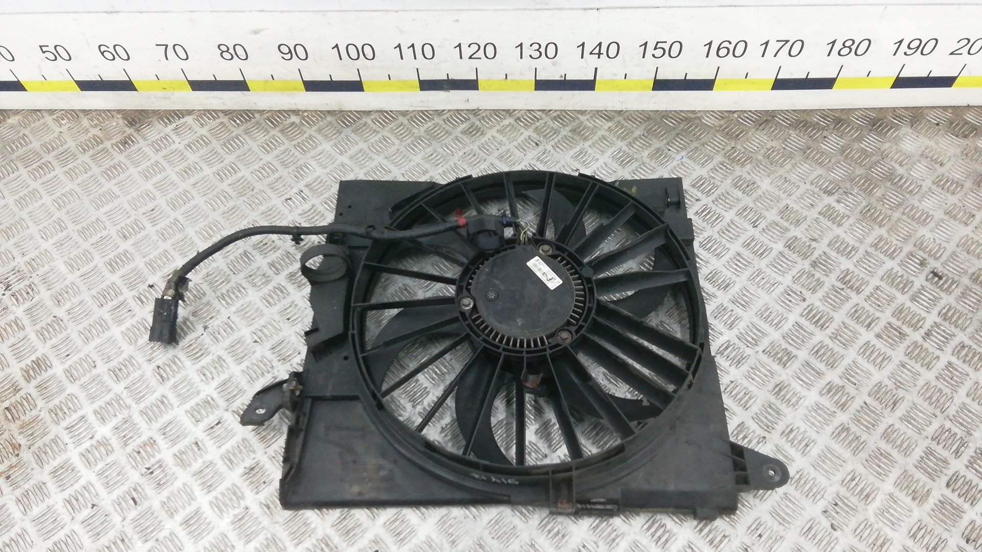 Вентилятор радиатора JAGUAR XF