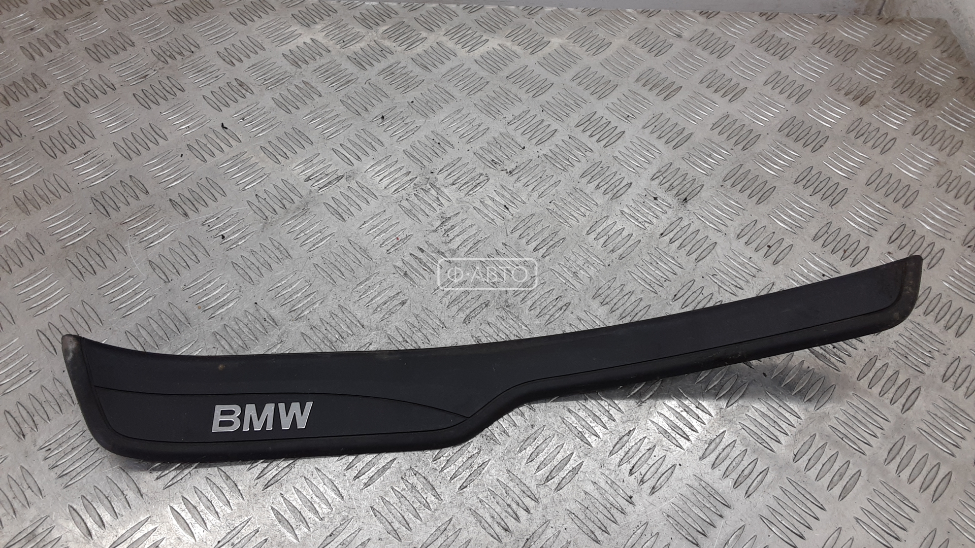 Накладка декоративная на порог левая BMW 3-Series (E46) купить в Беларуси
