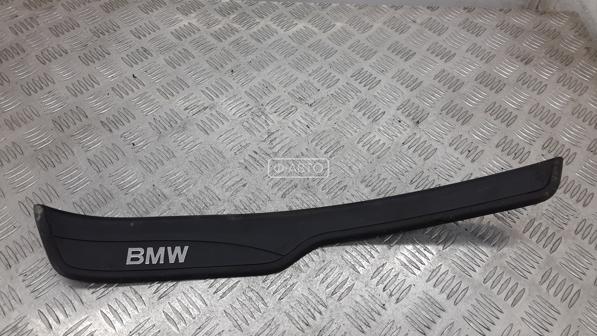 Накладка декоративная на порог левая BMW 3-Series (E46) купить в Беларуси