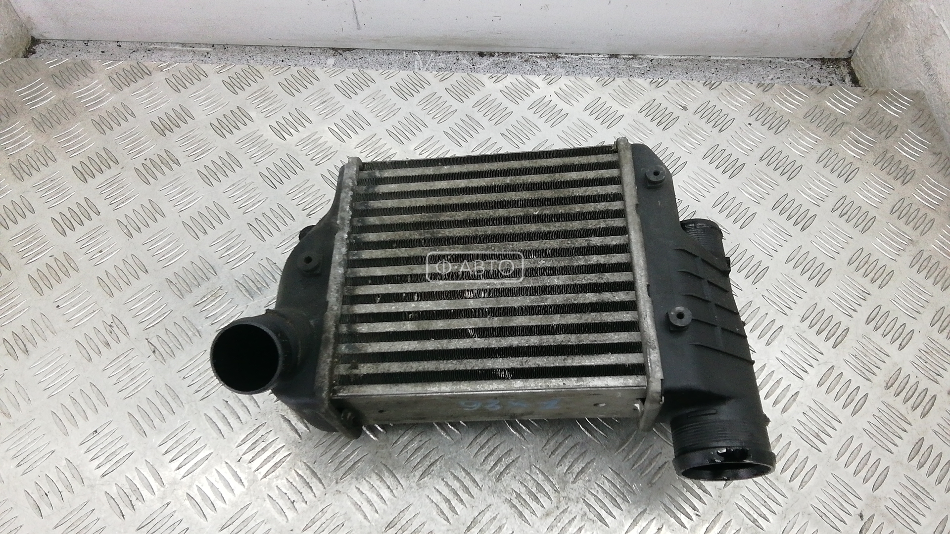 Радиатор интеркулера - Audi A6 C6 (2004-2011)