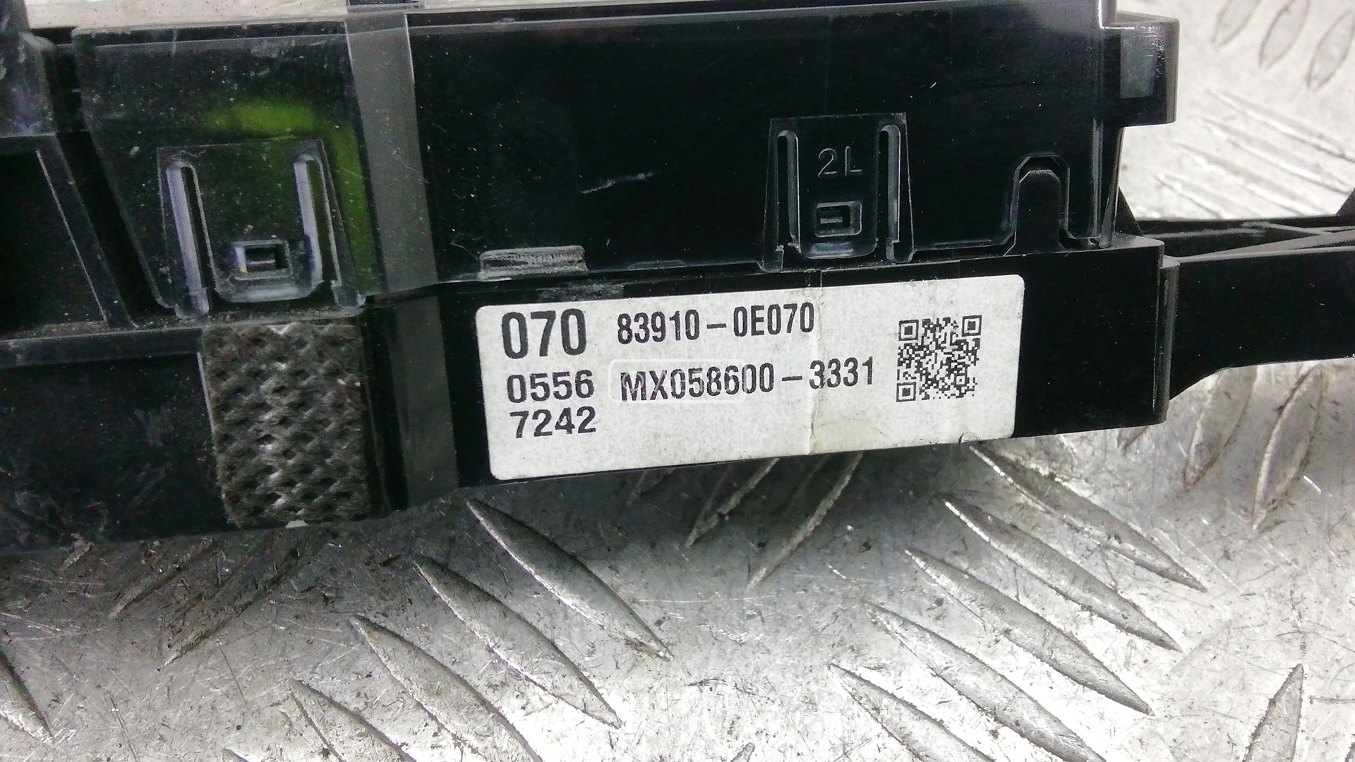 Дисплей информационный Toyota Highlander 3 (XU50) купить в Беларуси