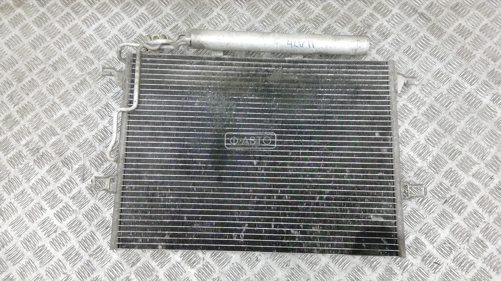 Радиатор кондиционера - Mercedes CLS C219 (2004-2010)