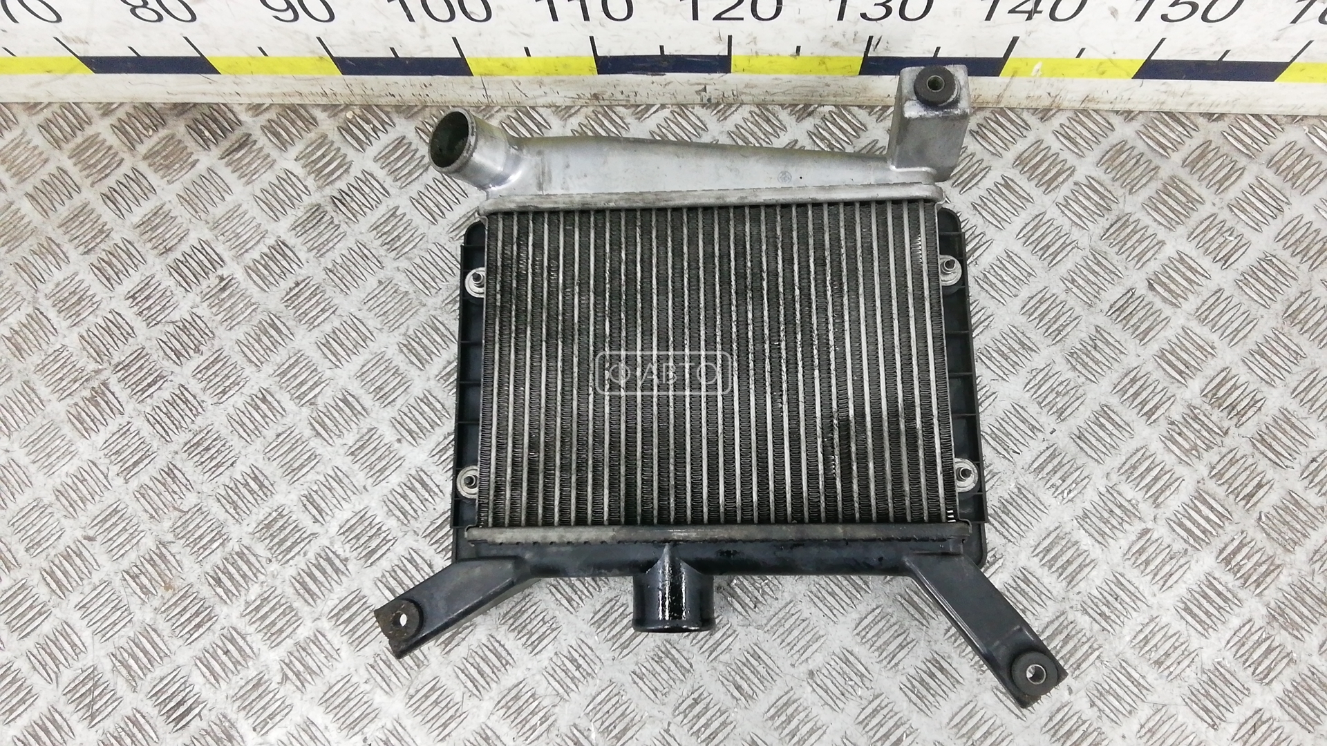 Радиатор интеркулера - Toyota RAV 4 CA20 (2000-2005)