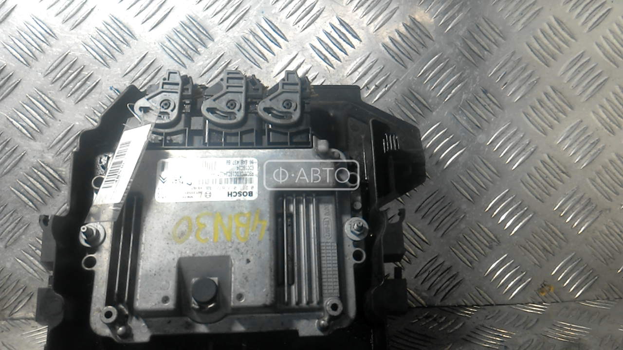 Блок управления ЭБУ (двигателя) - Citroen C3 Picasso (2009-2013)