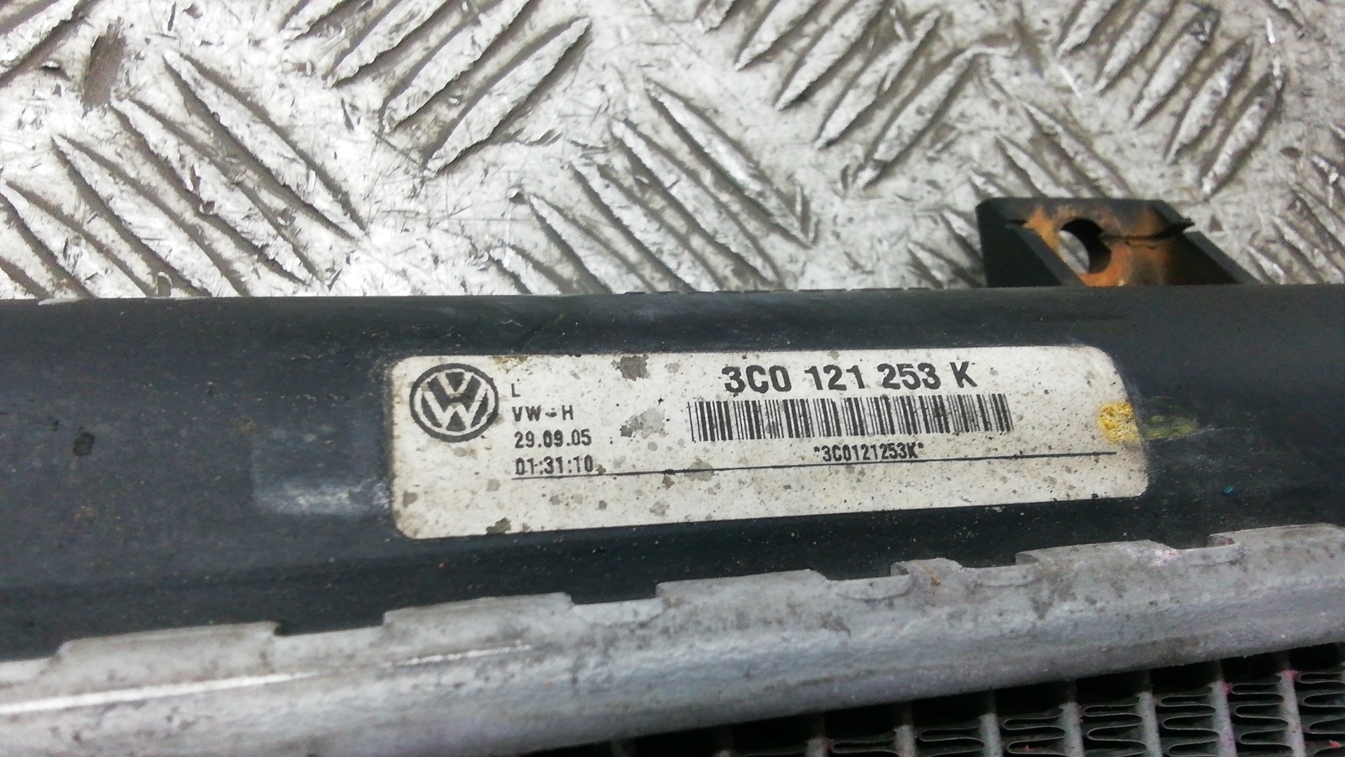 Радиатор основной Volkswagen Passat 6 купить в России