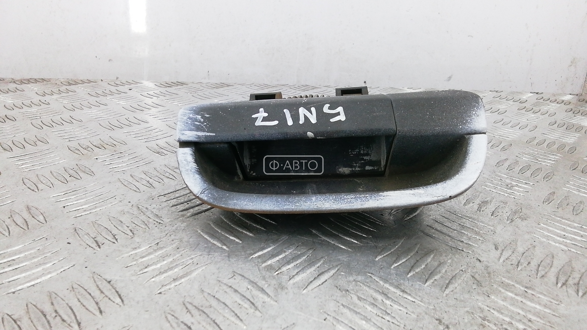 Ручка крышки багажника Mercedes Vito (W639) купить в Беларуси