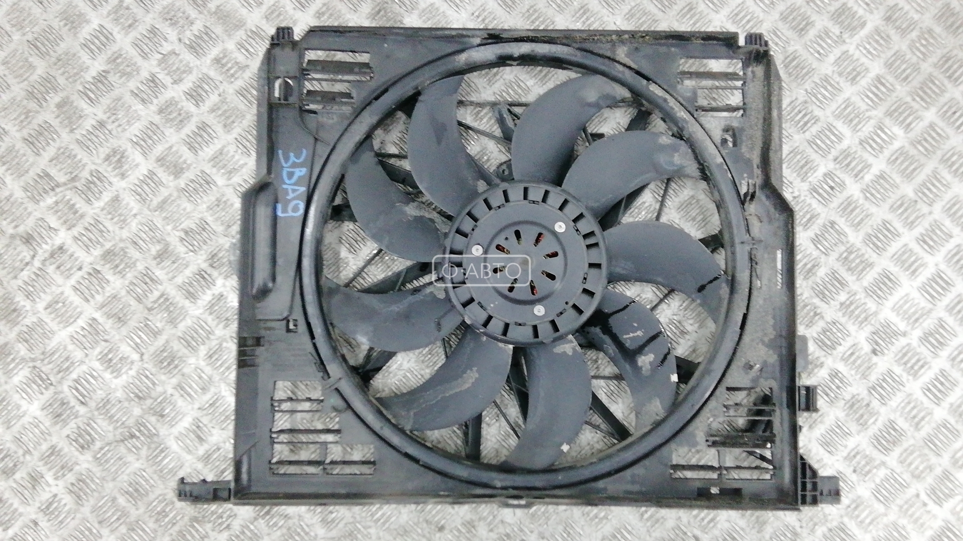 Вентилятор радиатора основного - BMW 5 F10/F11 (2010-2017)
