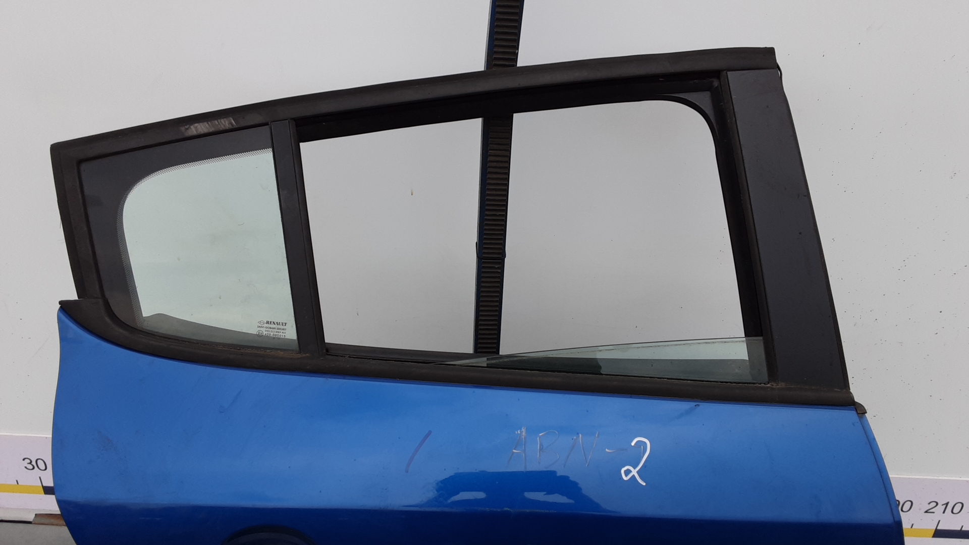 Дверь задняя правая Renault Megane 3 купить в России