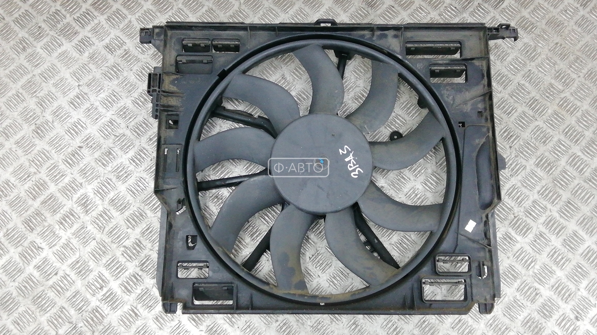 Вентилятор радиатора основного - BMW 5 F10/F11 (2010-2017)