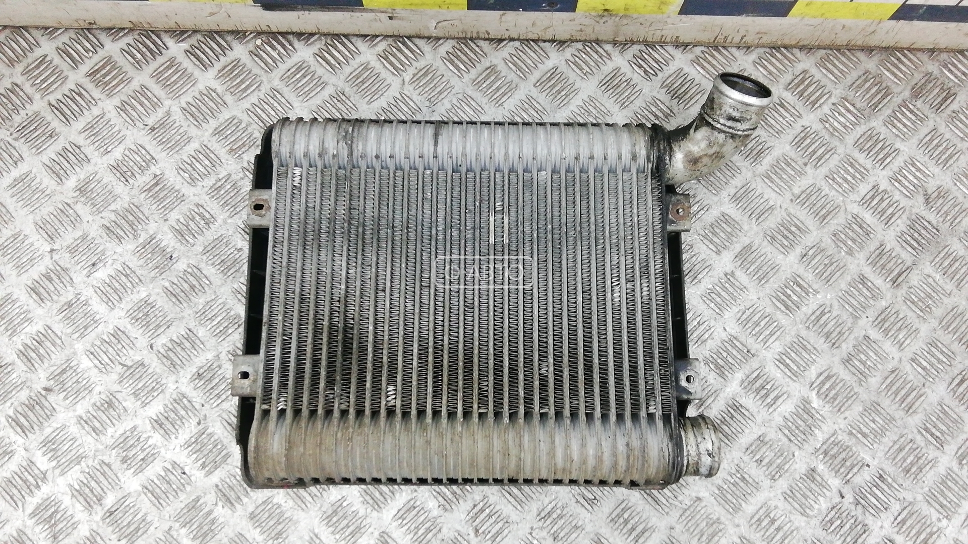 Радиатор интеркулера - Hyundai Santa Fe (2000-2006)