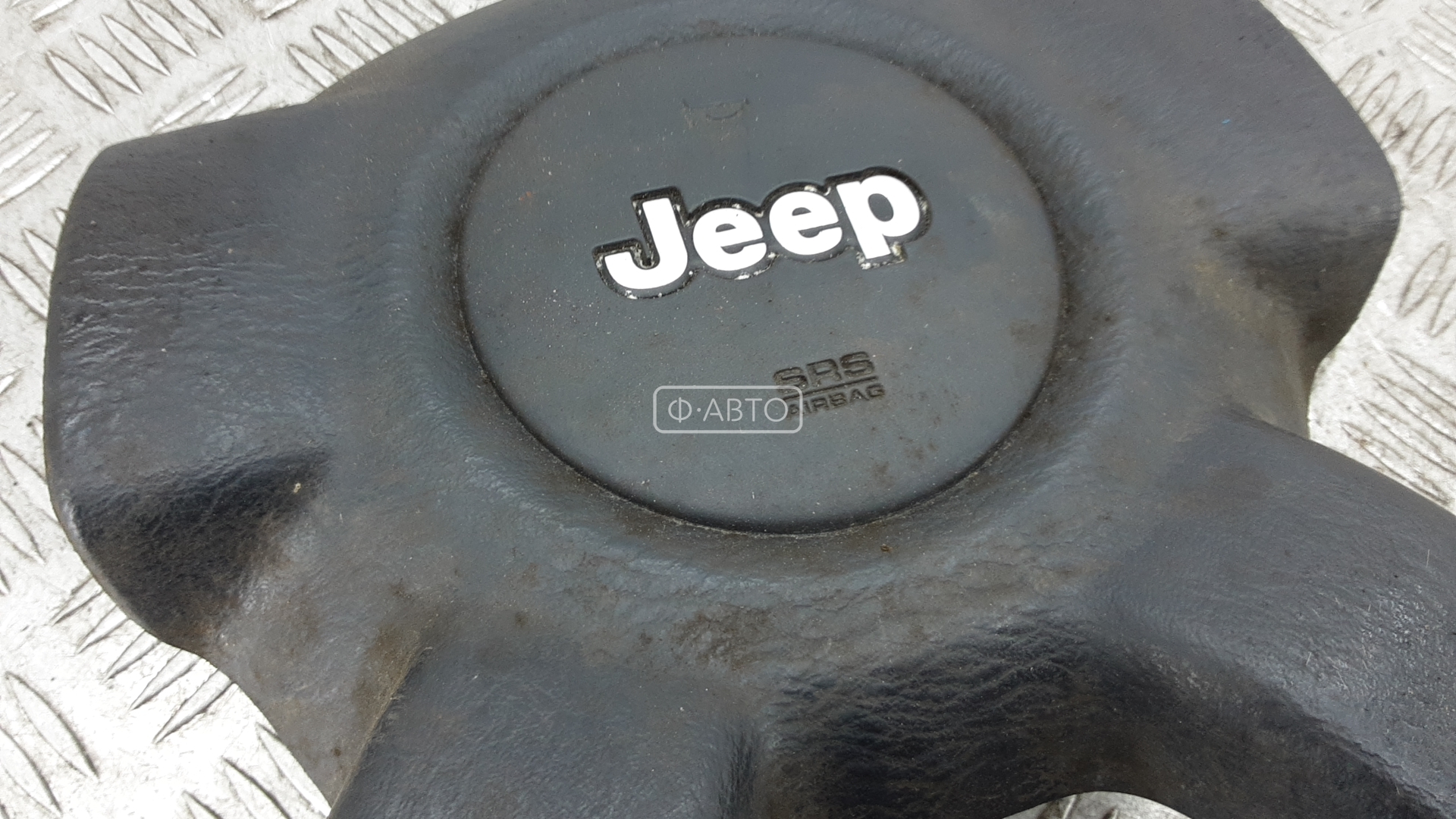Подушка безопасности в рулевое колесо Jeep Cherokee 2 купить в России