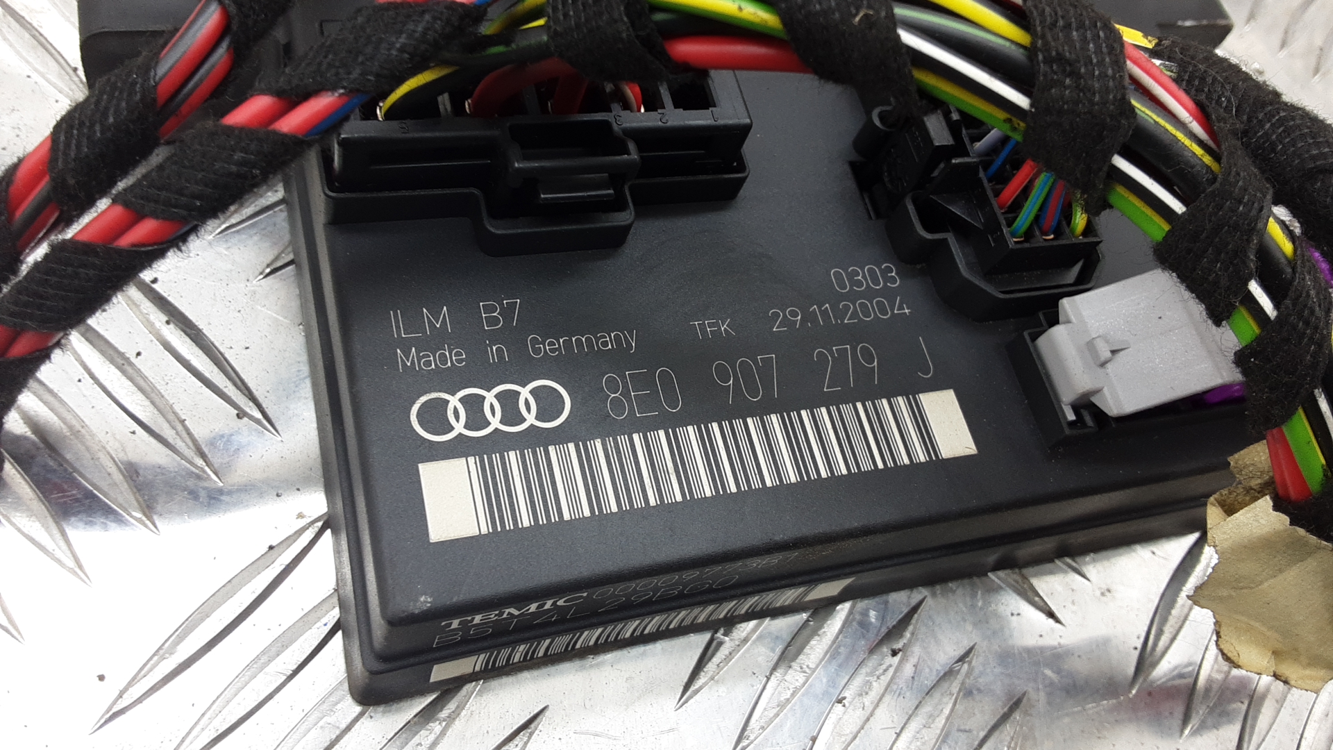 Блок управления светом Audi A4 B8 купить в России