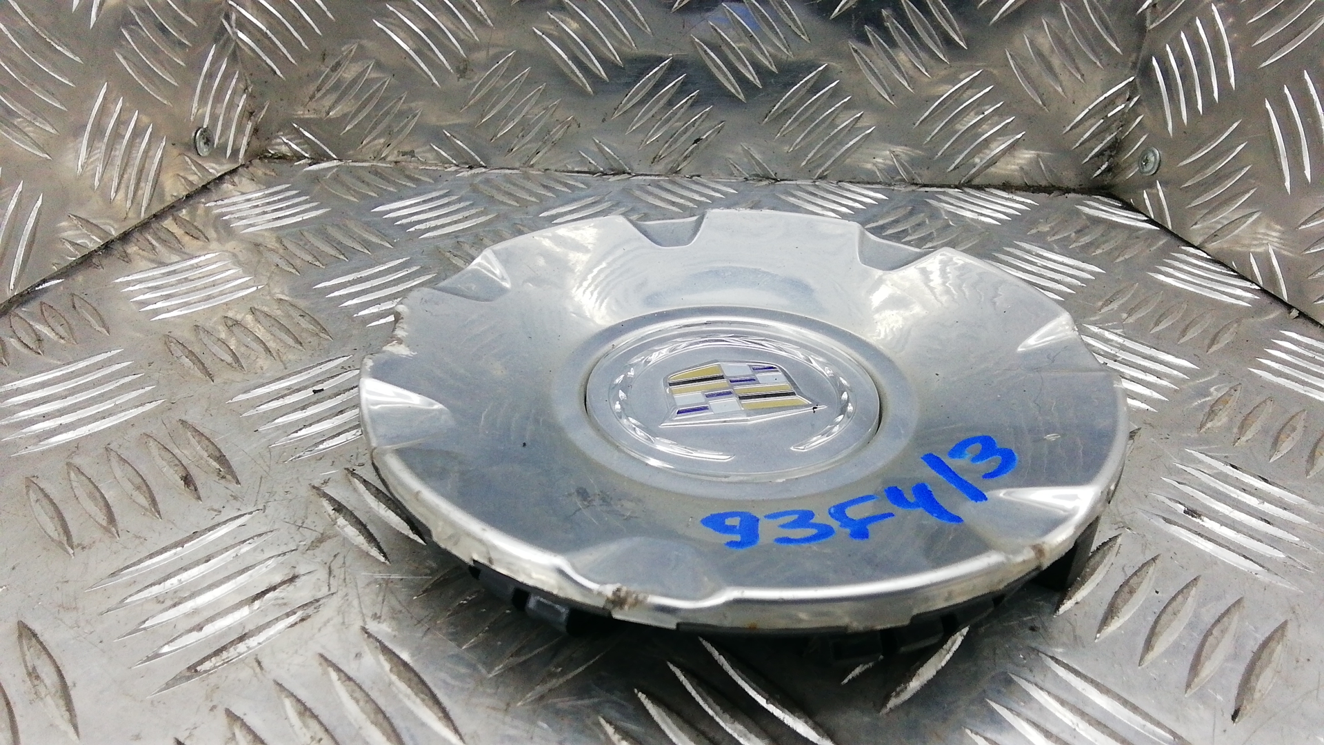 Болт колесный к Cadillac STS, 2008, купить | DT-93F04QI03. Фото #3