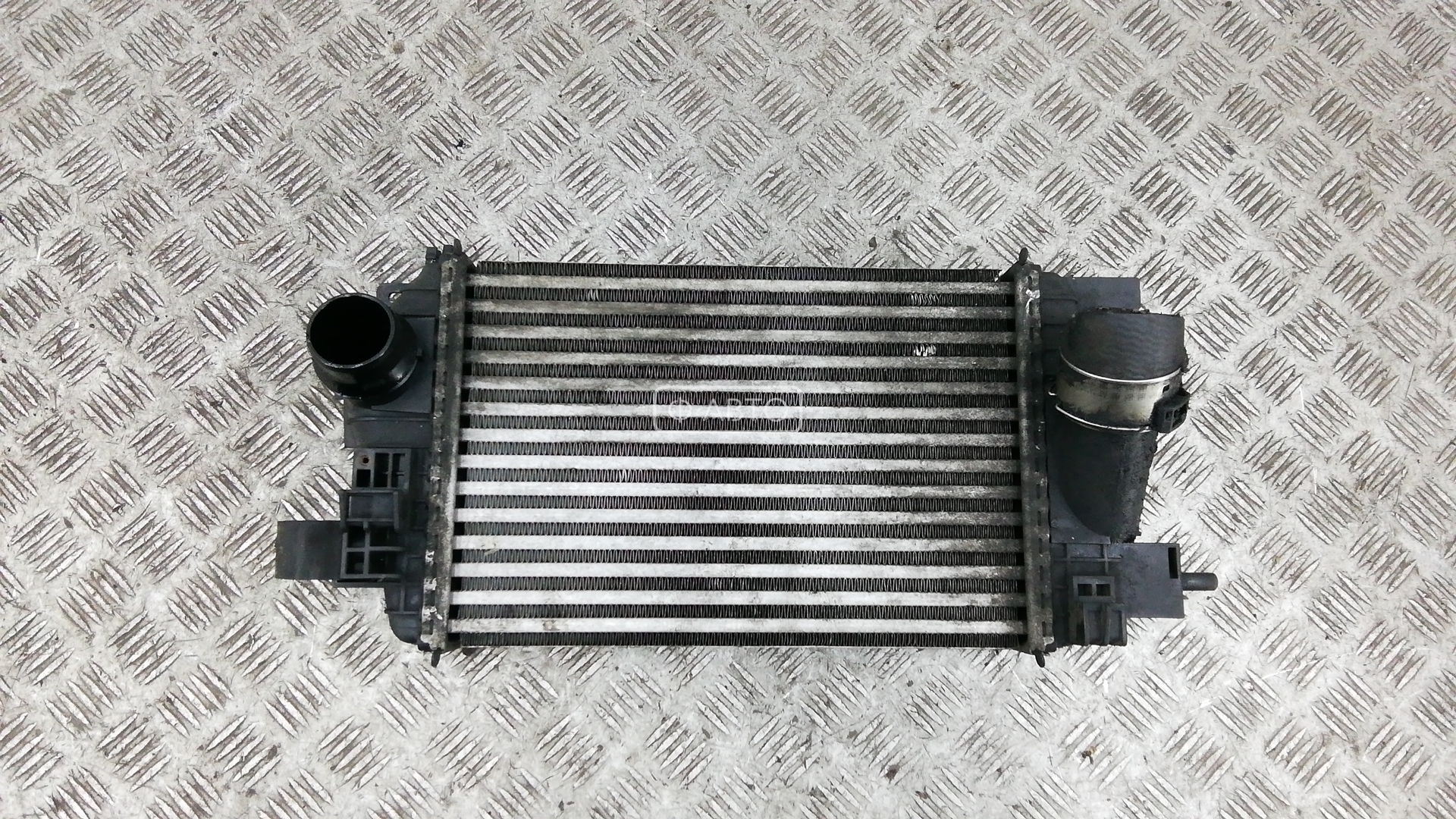 Радиатор интеркулера - Opel Meriva B (2010-2014)
