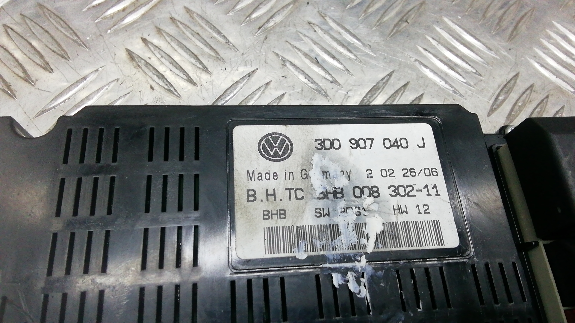 Переключатель отопителя (печки) Volkswagen Phaeton купить в России