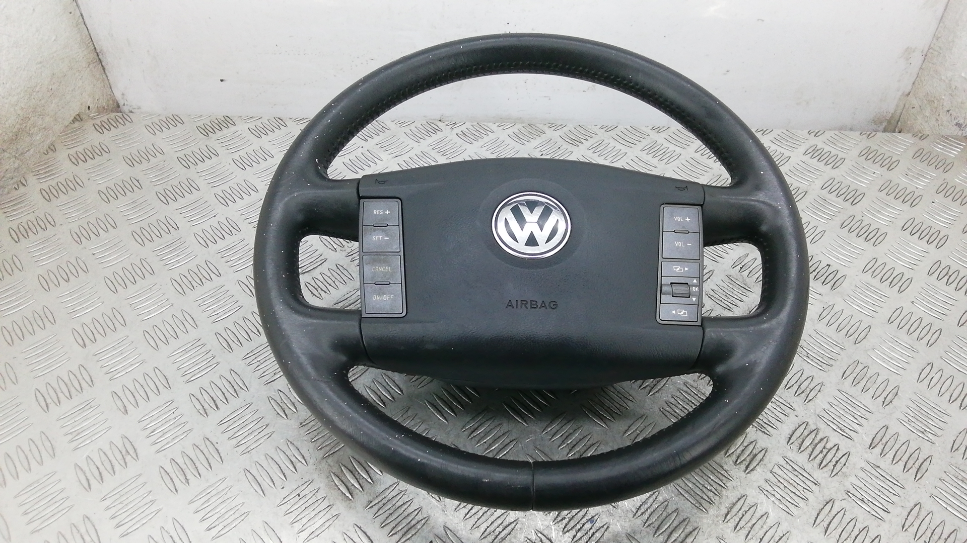Руль - Volkswagen Phaeton (2002-2010)