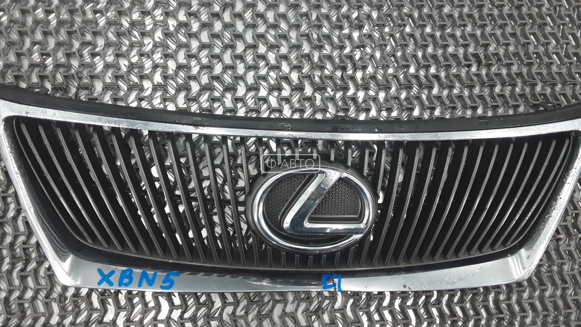 Решетка радиатора Lexus LS 4 (USF40) купить в Беларуси