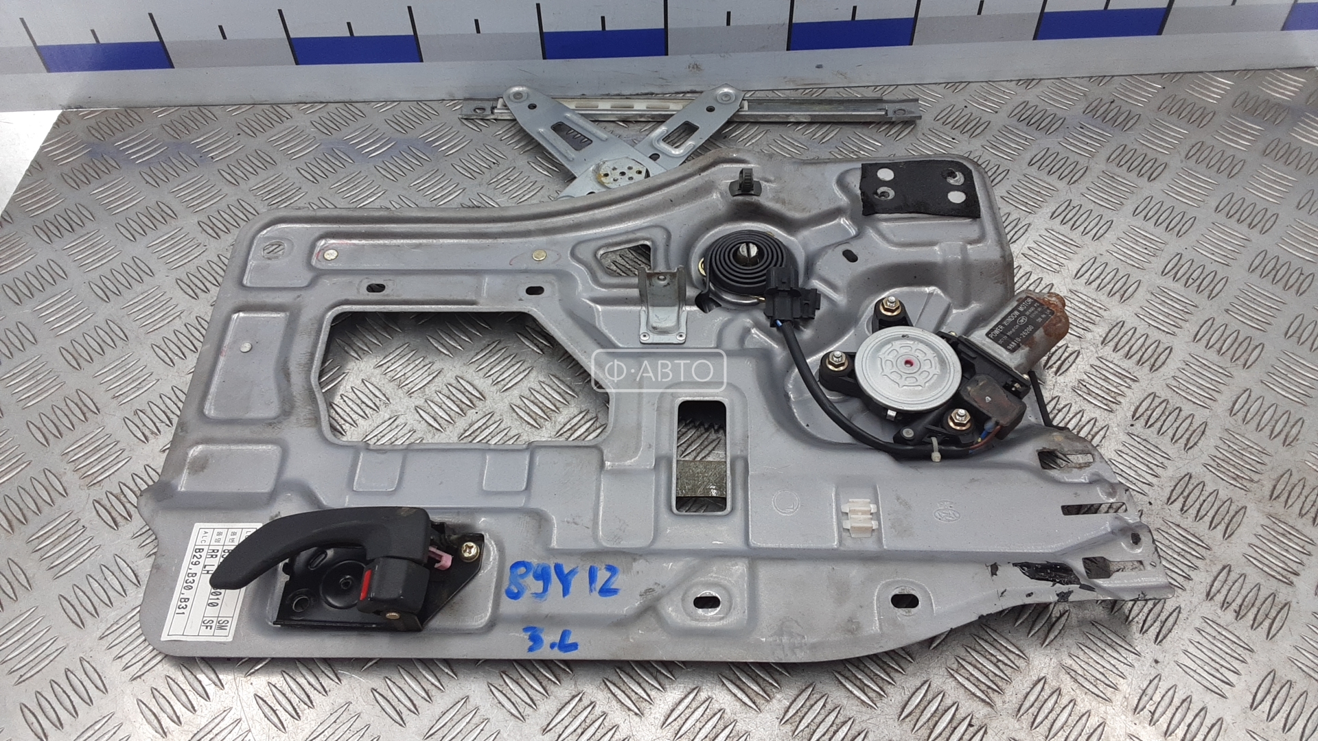 Стеклоподъемник механический двери задней левой Hyundai Santa Fe 1 (SM) купить в Беларуси