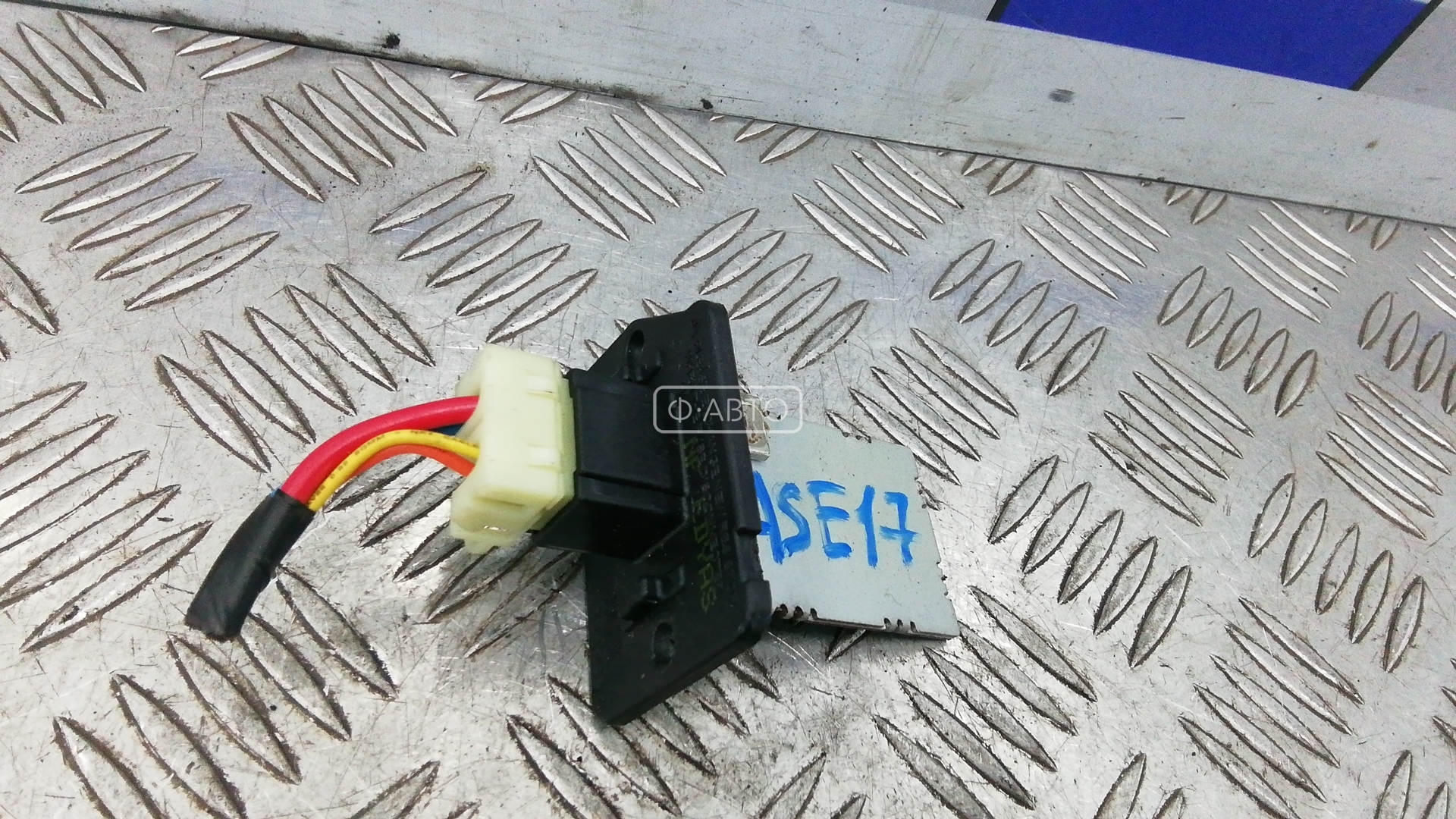 Резистор отопителя (сопротивление печки) Kia Ceed 1 купить в Беларуси