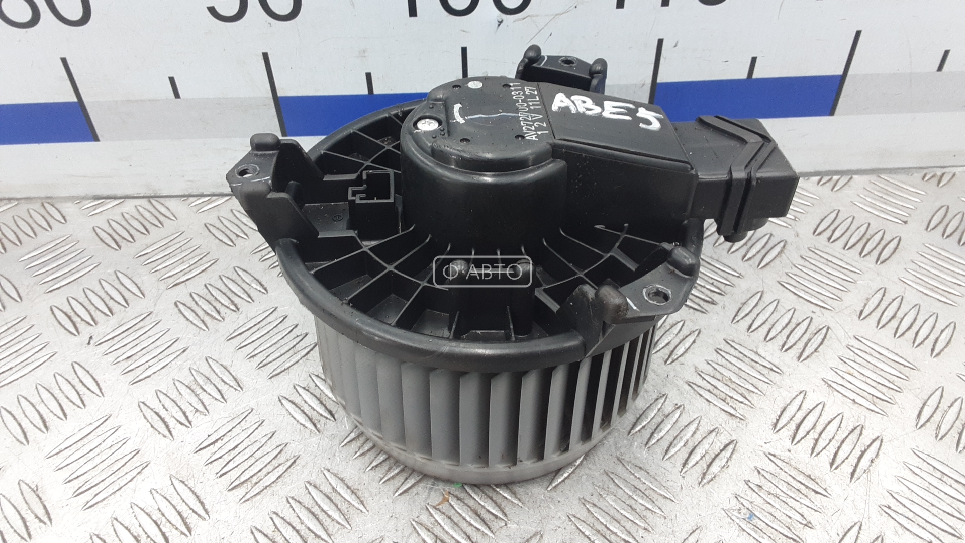 Моторчик печки (вентилятор отопителя) Suzuki SX4 1 купить в России