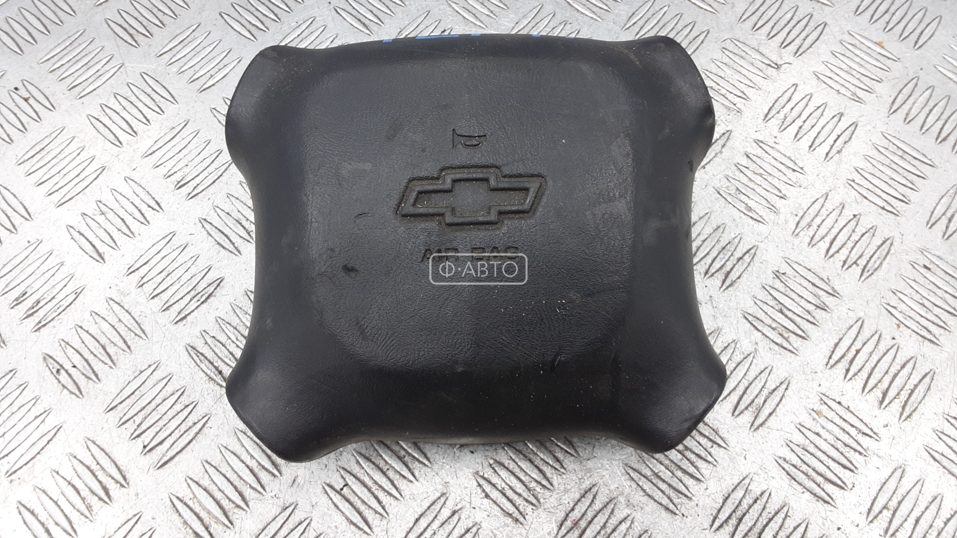 Подушка безопасности (Airbag) водителя - Chevrolet Tahoe (1999-2005)