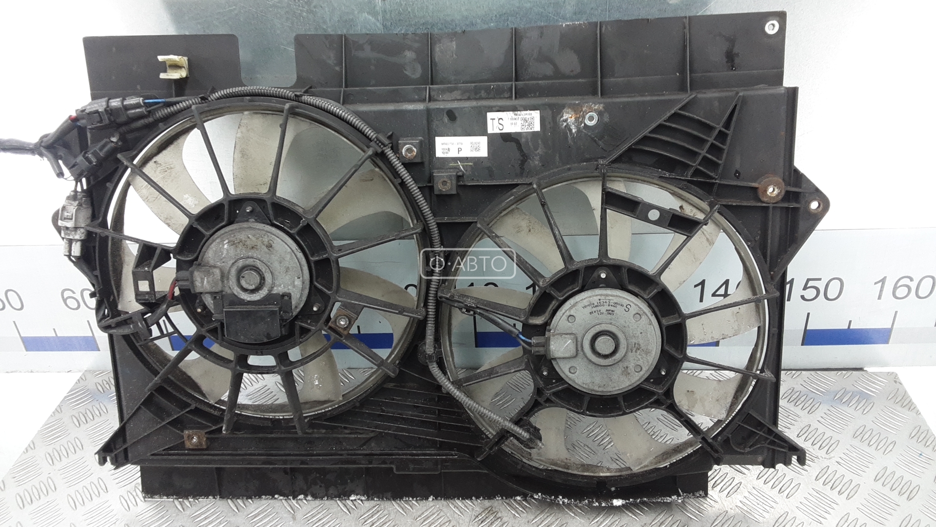 Вентилятор радиатора основного Toyota Avensis 1 (T220) купить в Беларуси