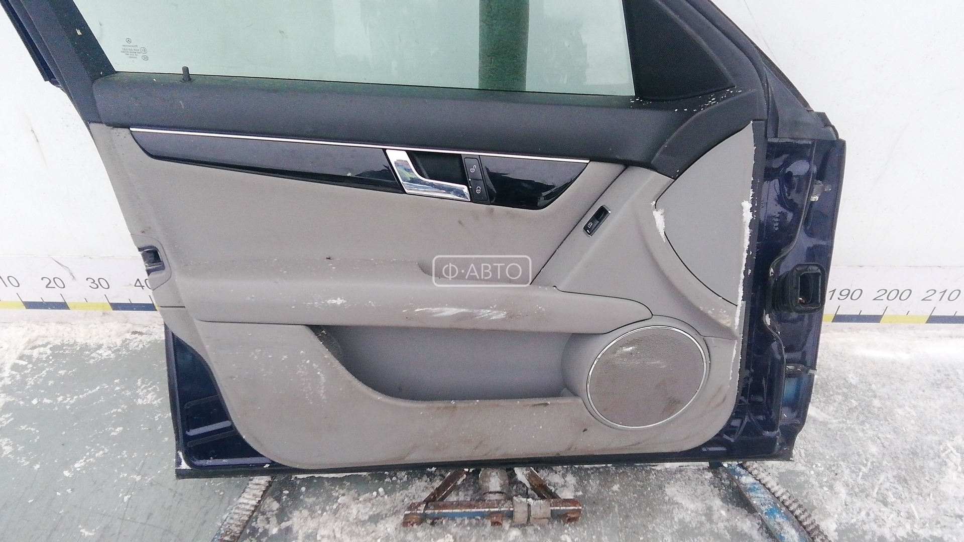 Дверь передняя левая Mercedes C-Class (W204) купить в Беларуси