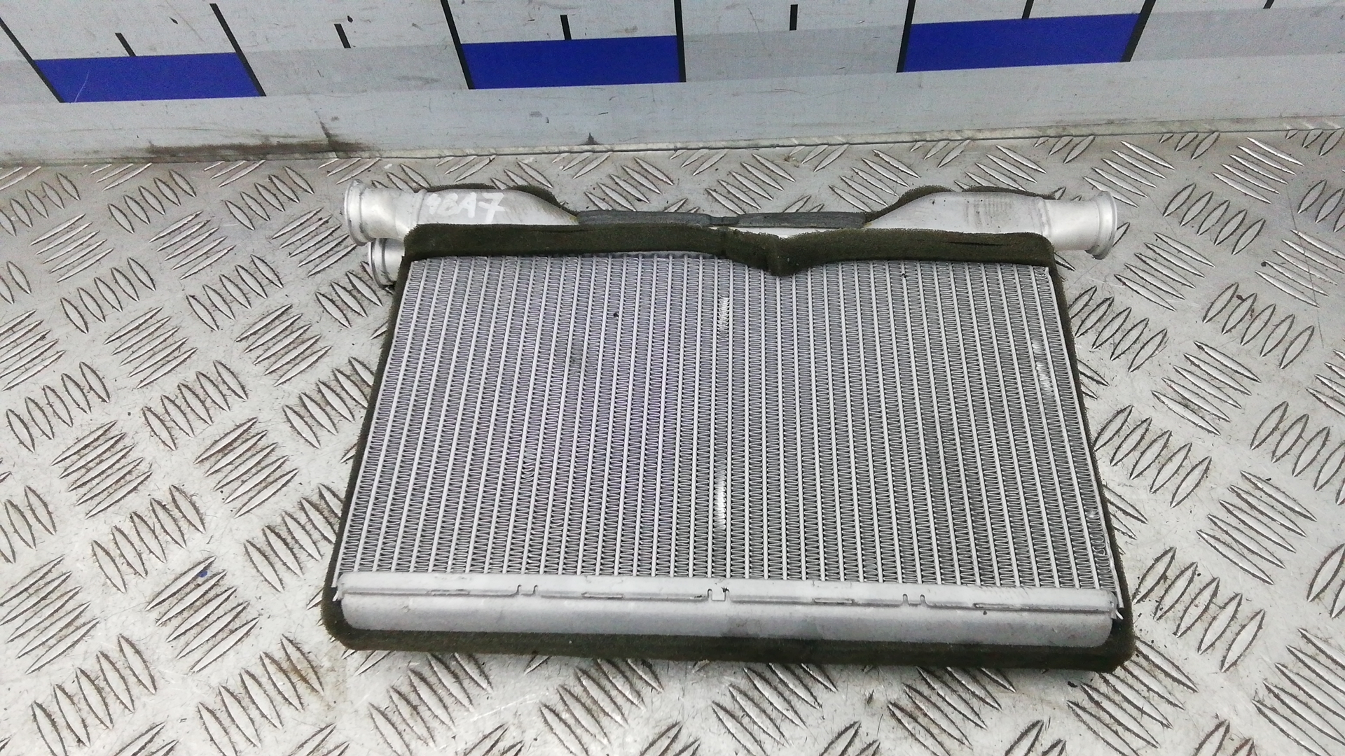 Радиатор отопителя (печки) - BMW 7 F01/F02 (2008-2015)