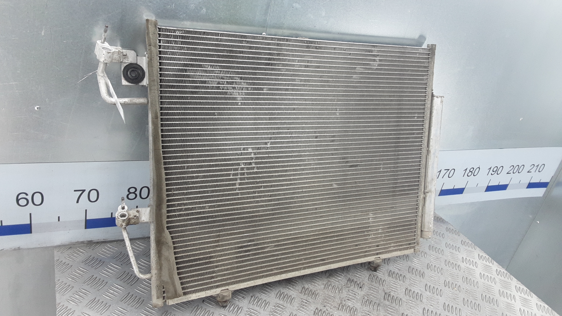 Радиатор кондиционера Mitsubishi Pajero купить в России