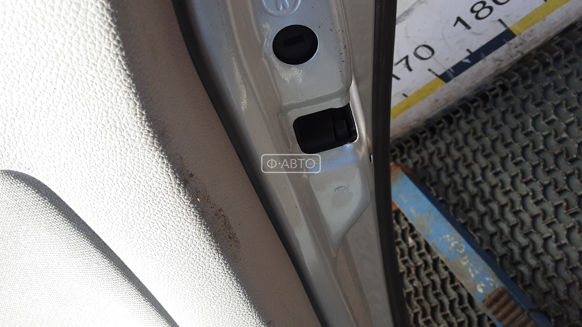 Дверь задняя правая Skoda Octavia 1Z купить в Беларуси