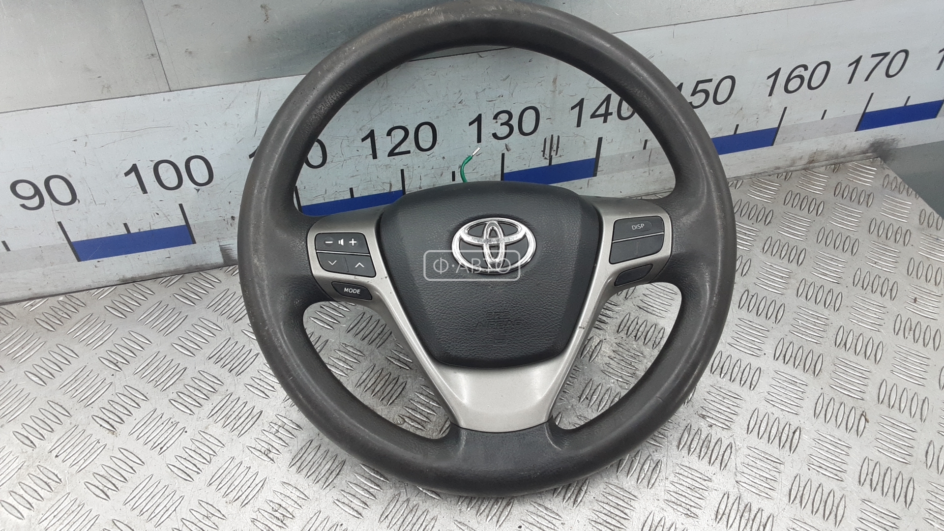 Руль Toyota Avensis 1 (T220) купить в России