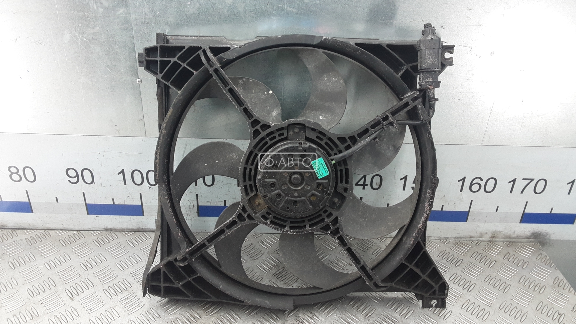 Вентилятор радиатора HYUNDAI Trajet