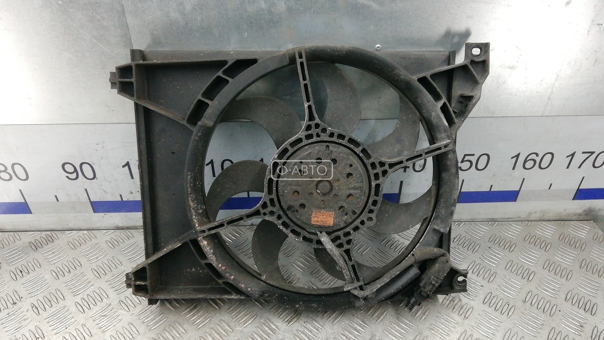 Вентилятор радиатора HYUNDAI Trajet