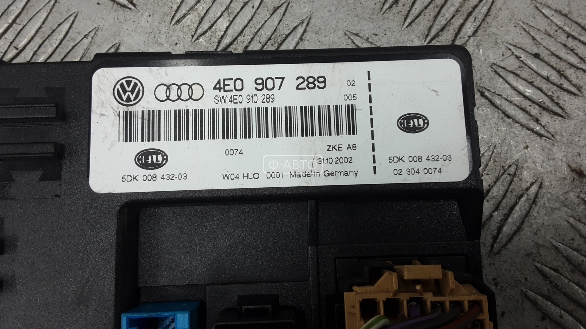Блок управления светом Audi A8 D3 купить в России