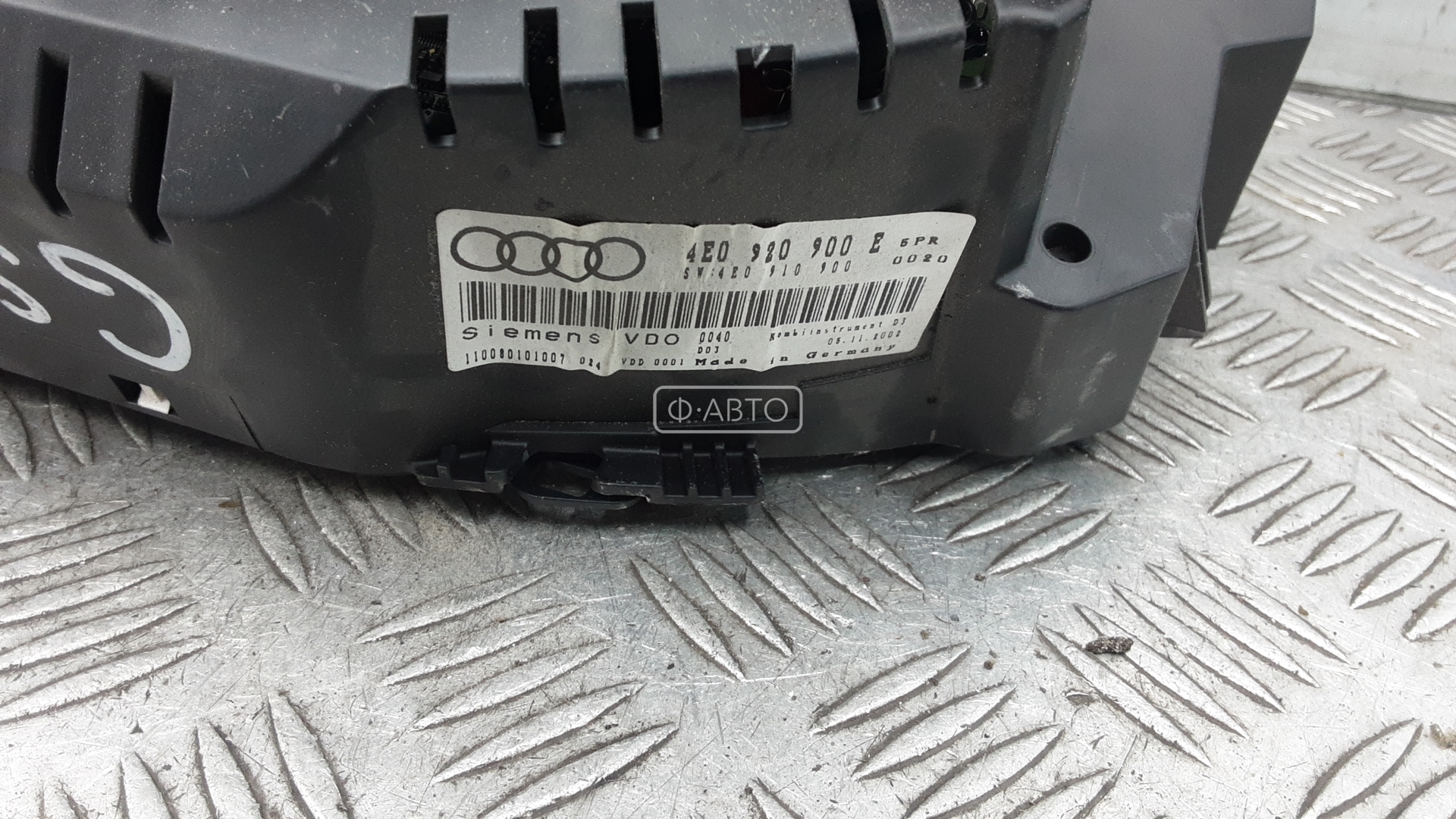 Панель приборная (щиток приборов) Audi A8 D3 купить в России