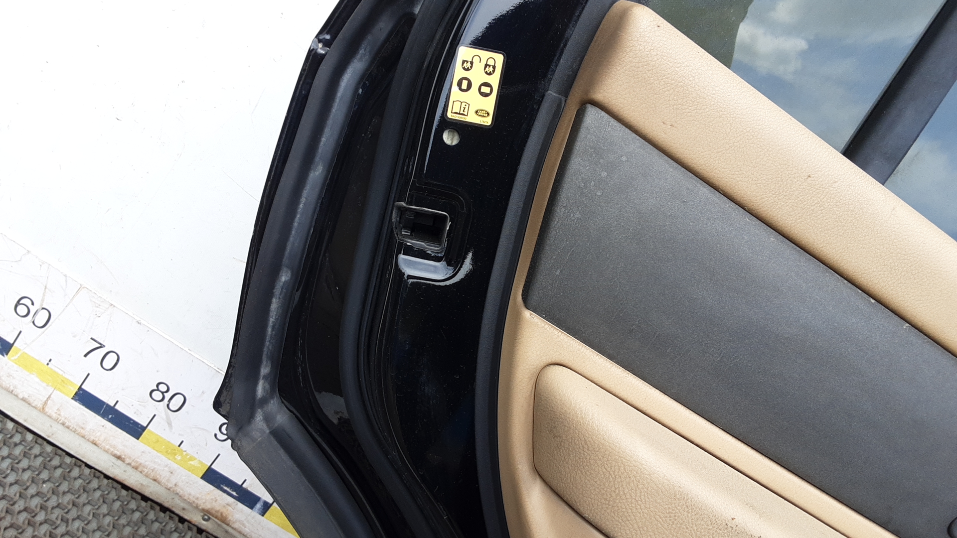 Дверь задняя левая Land Rover Range Rover Sport 1 купить в России