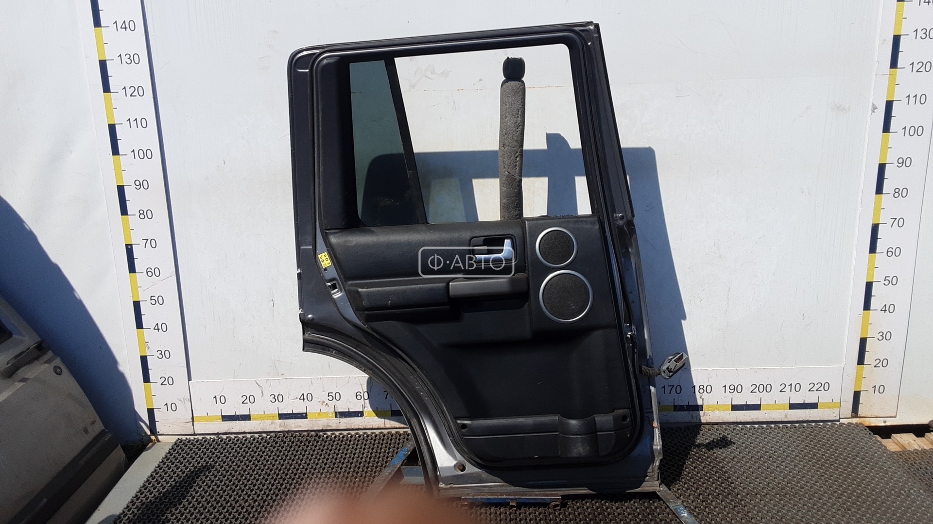 Дверь задняя левая Land Rover Discovery 3 купить в России