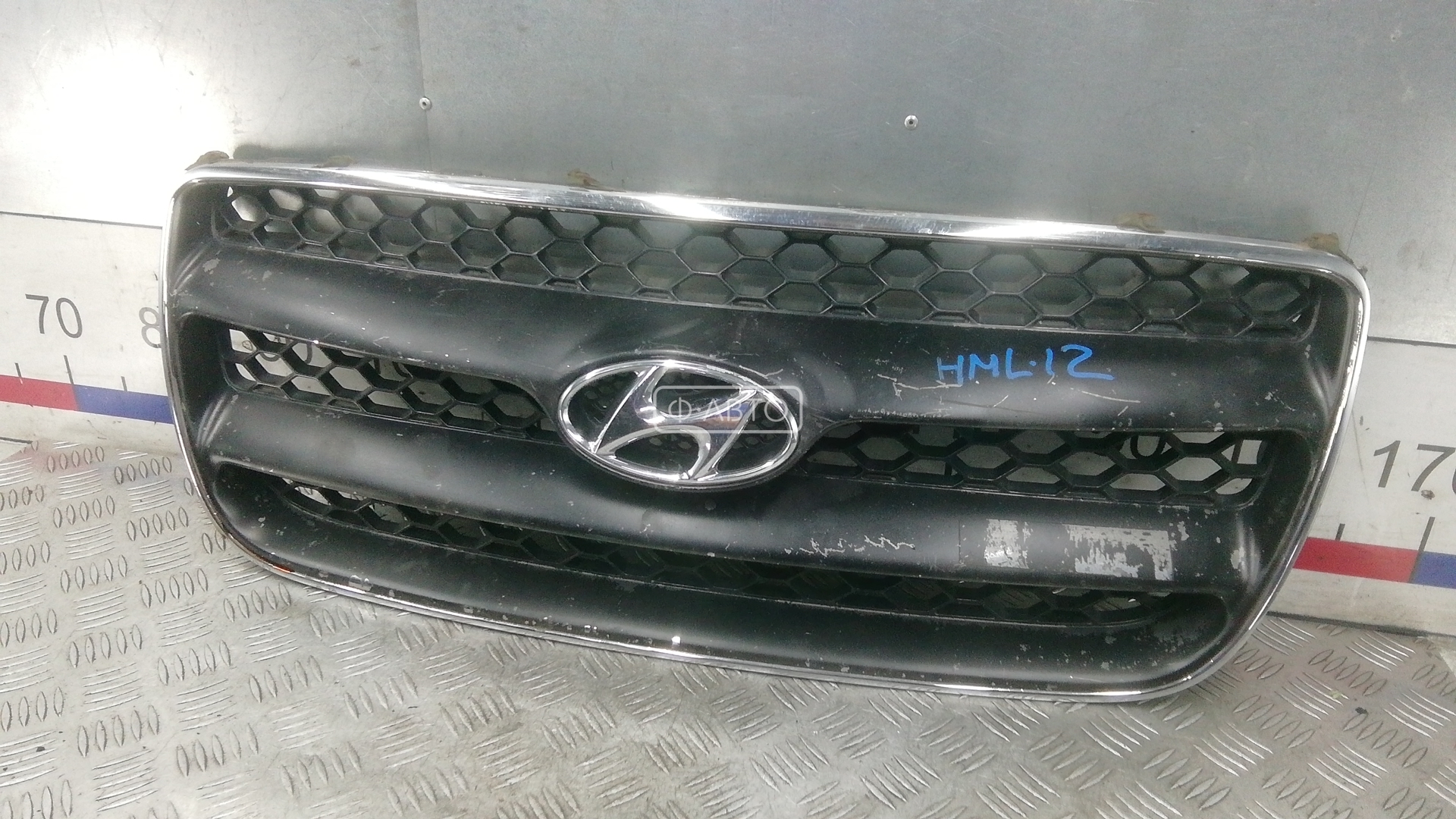Решетка радиатора Hyundai Santa Fe 1 (SM) купить в России