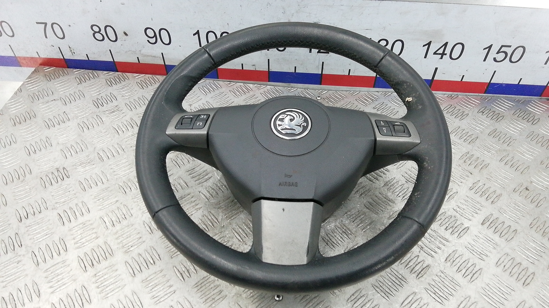 Руль - Opel Signum (2003-2008)