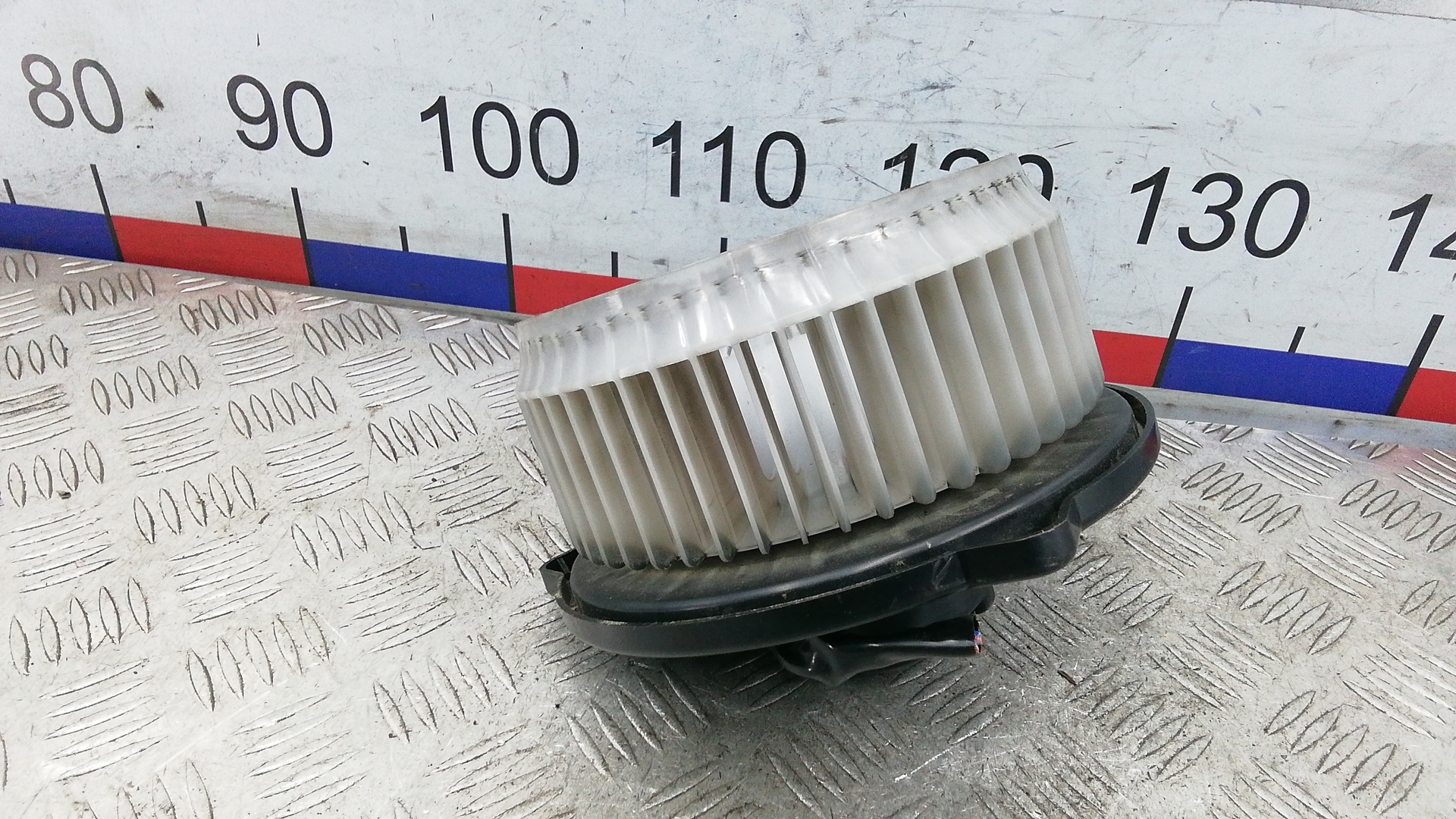 Моторчик печки (вентилятор отопителя) Suzuki Liana купить в России