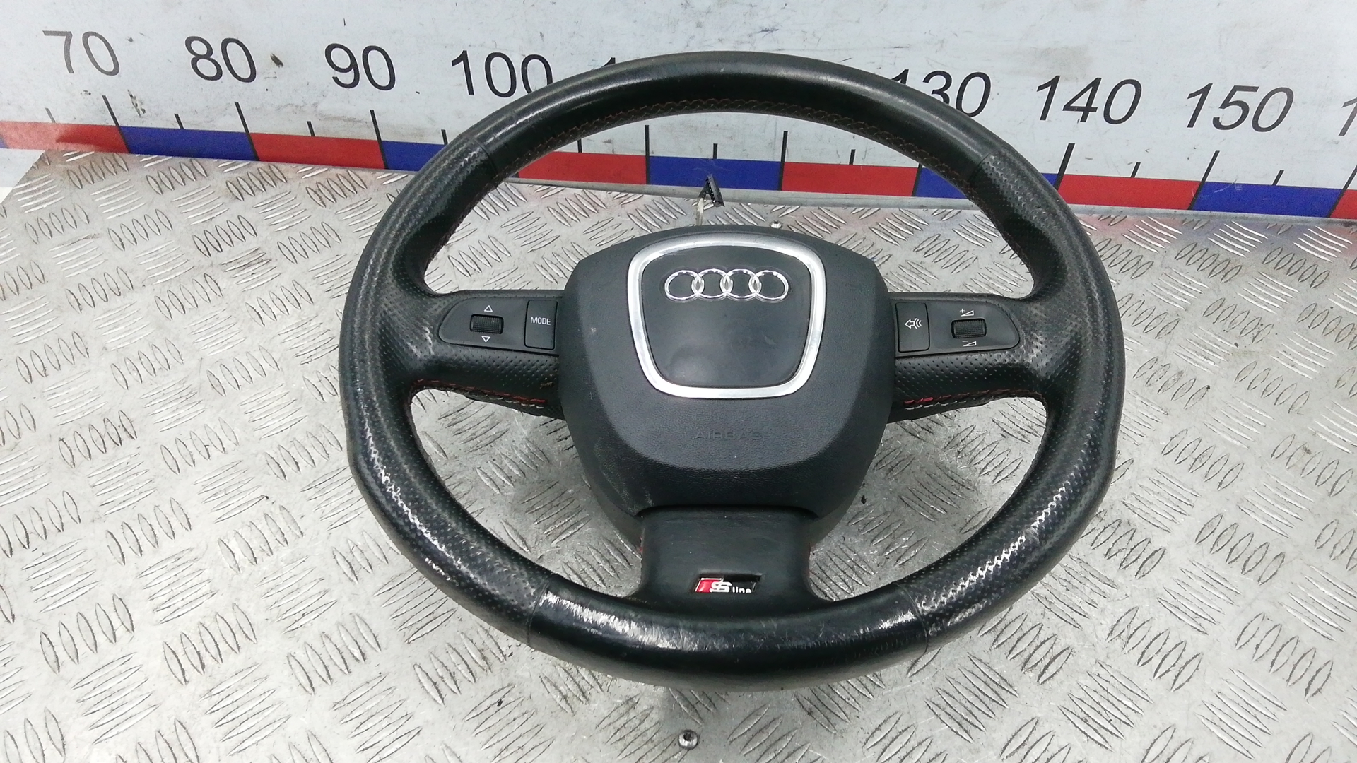 Руль - Audi Q7 (2005-2015)