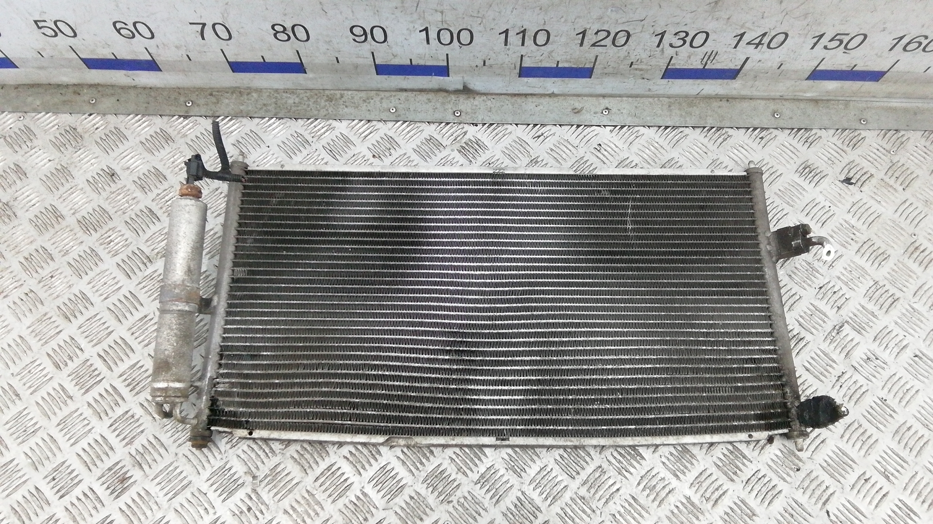 Радиатор кондиционера - Nissan Almera Tino V10 (2000-2006)