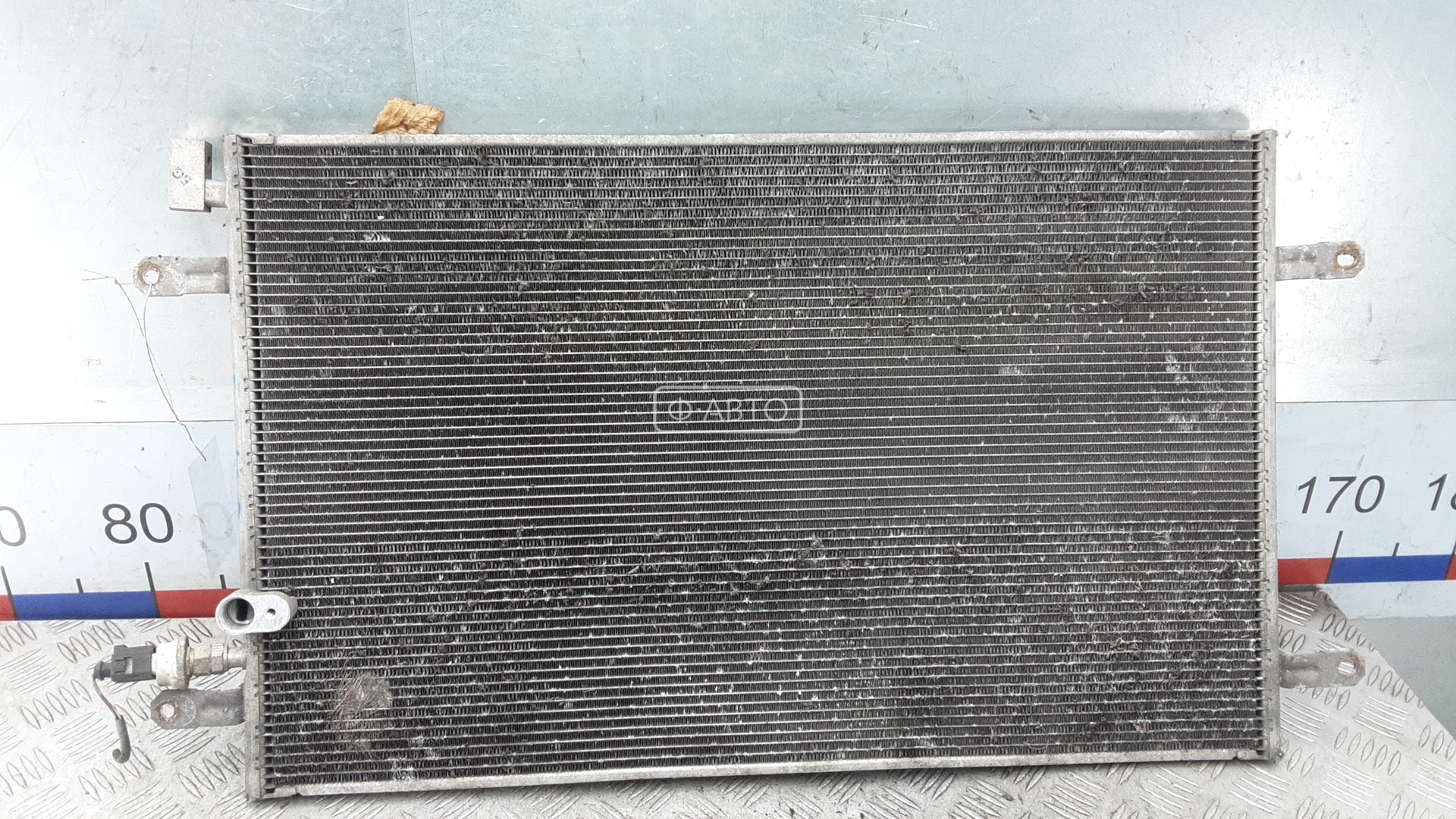 Радиатор кондиционера AUDI A6